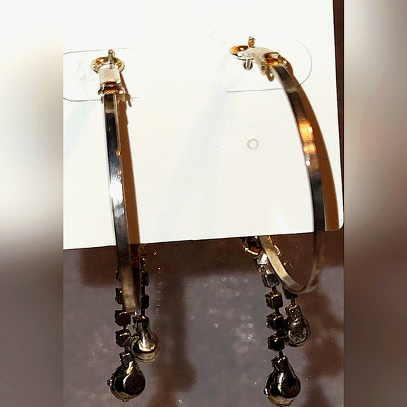 Elegant Clear Rhinestone Silvertone Hoop Earrings - Picture 3 of 3